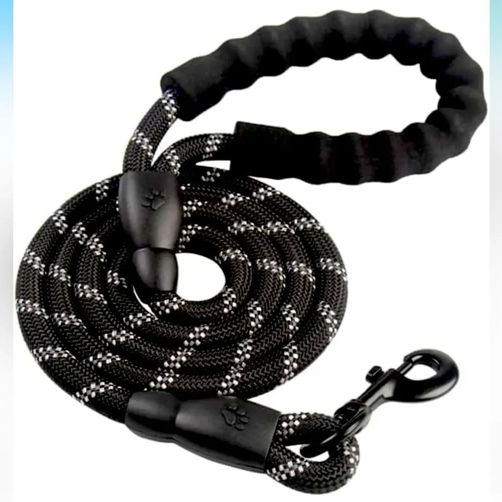 Heavy Duty Reflective 5 Foot Dog Leash With Padded Handle NEW